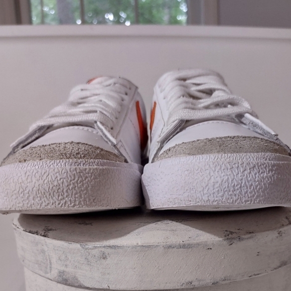 Nike Blazer Low 77  Women's 5.5 Youth 4 White/Blue/Orange - Picture 4 of 12